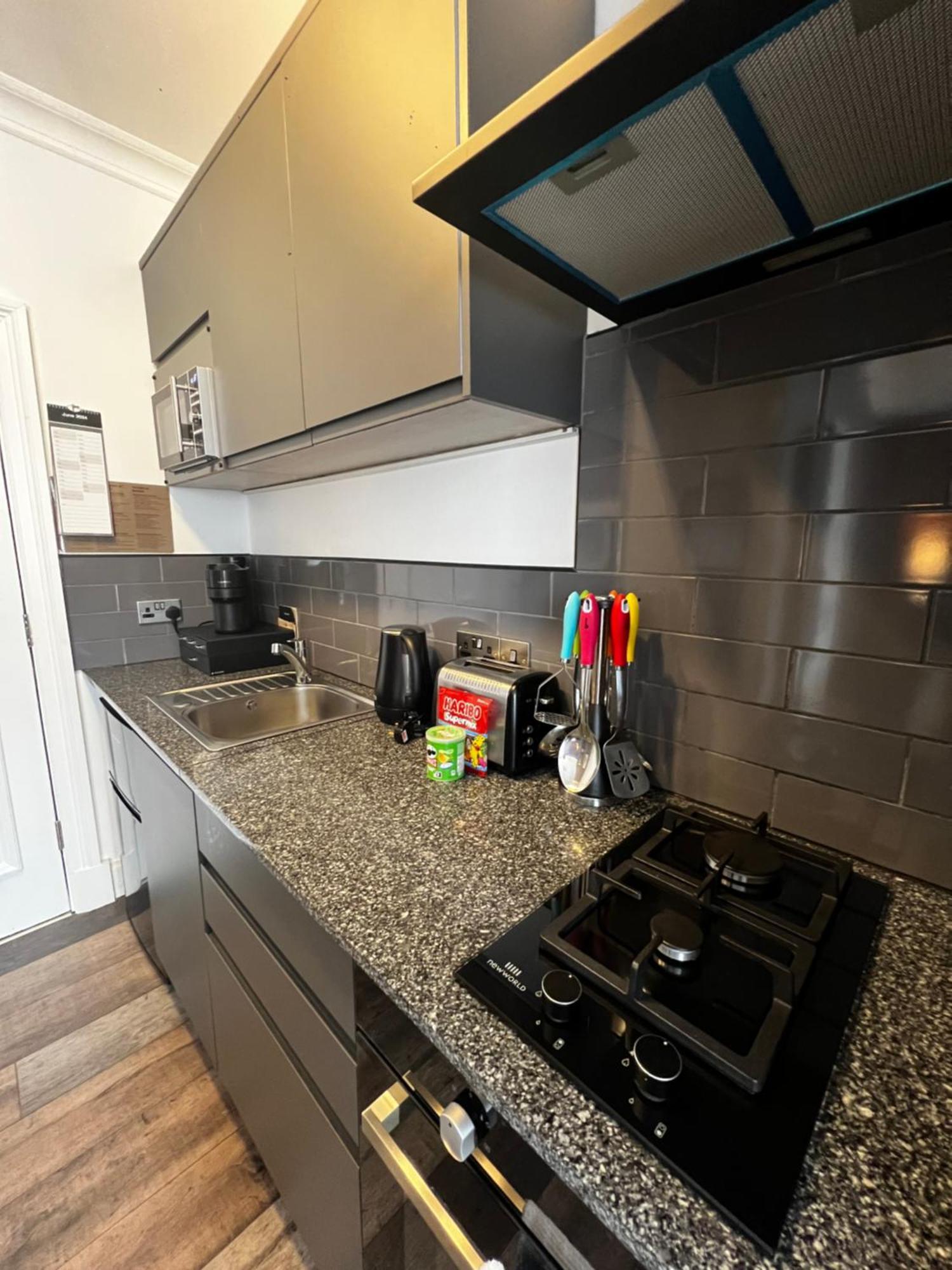 Amani Apartments - Glasgow City Centre المظهر الخارجي الصورة