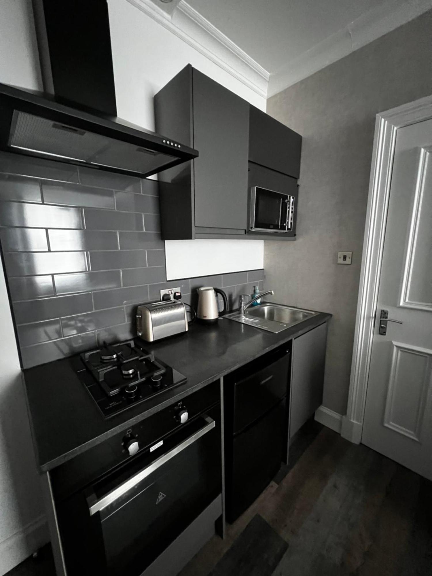 Amani Apartments - Glasgow City Centre المظهر الخارجي الصورة